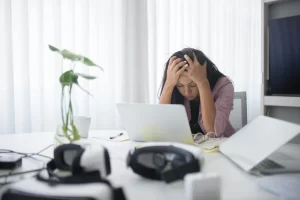 4 stress management hacks to navigate other people’s stress